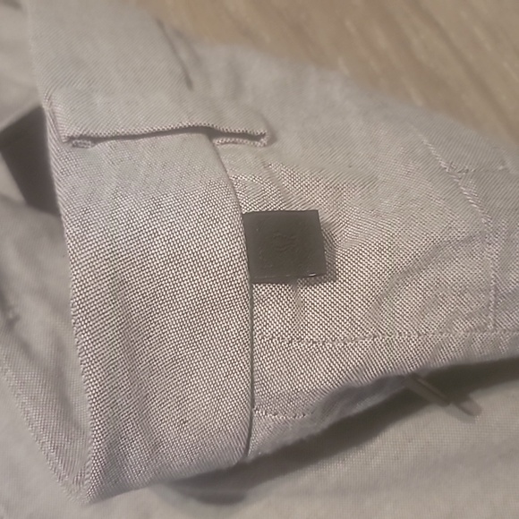Lululemon Men's Gray Shorts - Picture 2 of 5